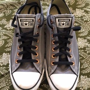 BRAND NEW CONVERSE MEN'S SHOES SIZE 10.5